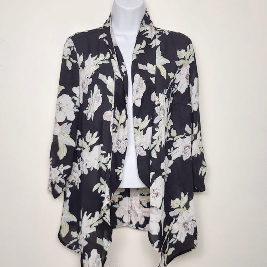 MFTZ2 - Kismet black floral print Kimono style top. Size large
