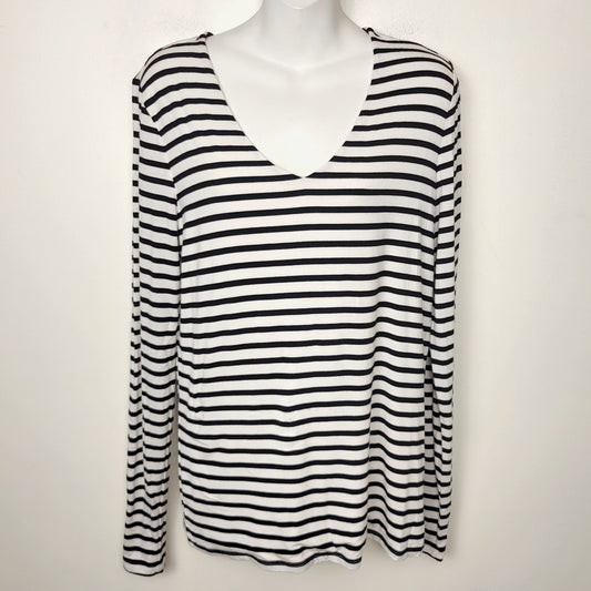 MBRS - Sung by Alfred Sung black and white striped v-neck top. Size medium