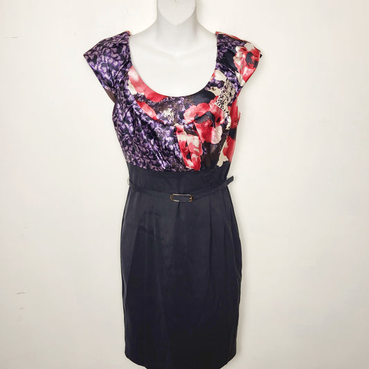 MFTZ2 - Vintage made in Canada Le Chateau belted dress. Size small