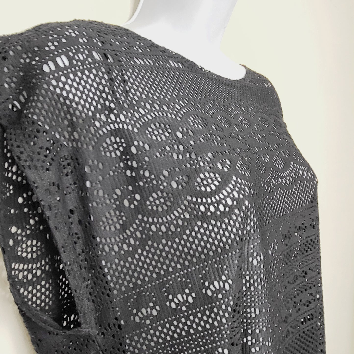 MFTZ2 - Merona black mesh beach cover up dress. Size medium