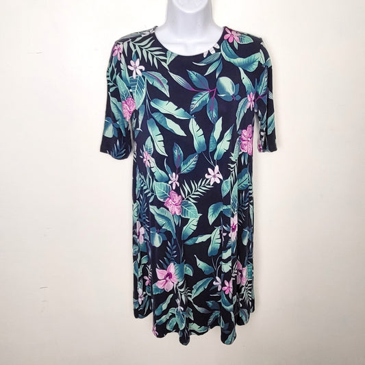 CSEB1 - Old Navy navy fauna printed stretchy rayon t-shirt dress. Size XS