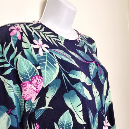 CSEB1 - Old Navy navy fauna printed stretchy rayon t-shirt dress. Size XS