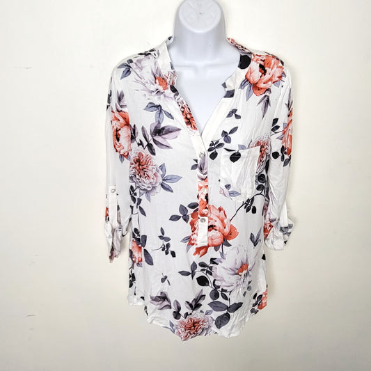 CSEB - NEW - Trovare white floral print button down rayon top. Size small (would fit medium as well)