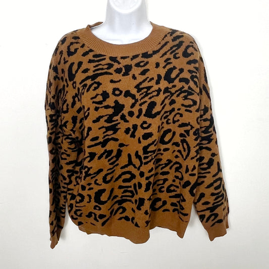 KMRY1 - Sweet Lovely by Jen tan leopard print sweater. Size Small / Medium