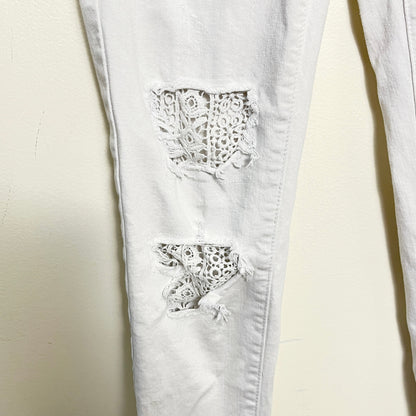ESZ2 - Judy blue white distressed skinny fit jeans. Size XS