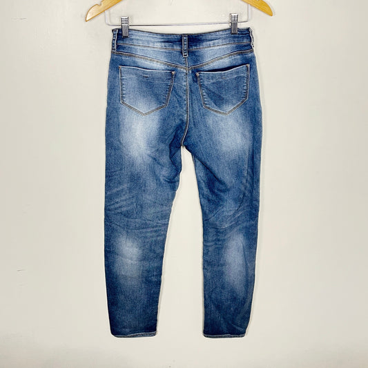 KMRY2 - Buffalo David Bitton distressed "Mellow" mid-rise boyfriend jeans. Size 25