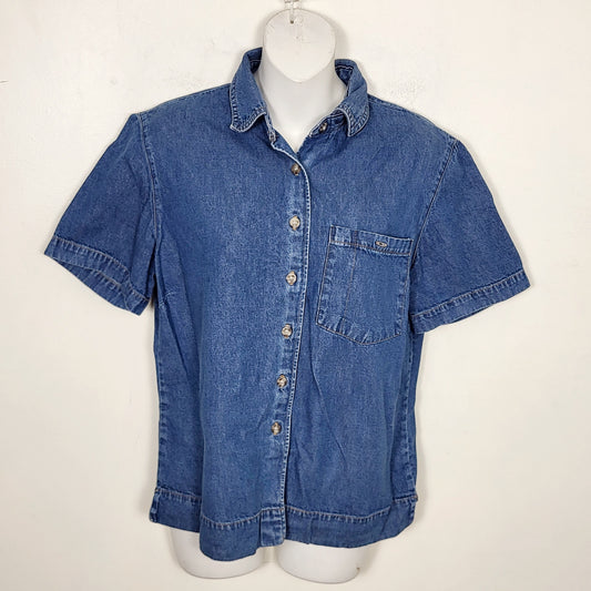 JECH1 - Vintage Omega Frontline denim button down top. Size medium 🍁