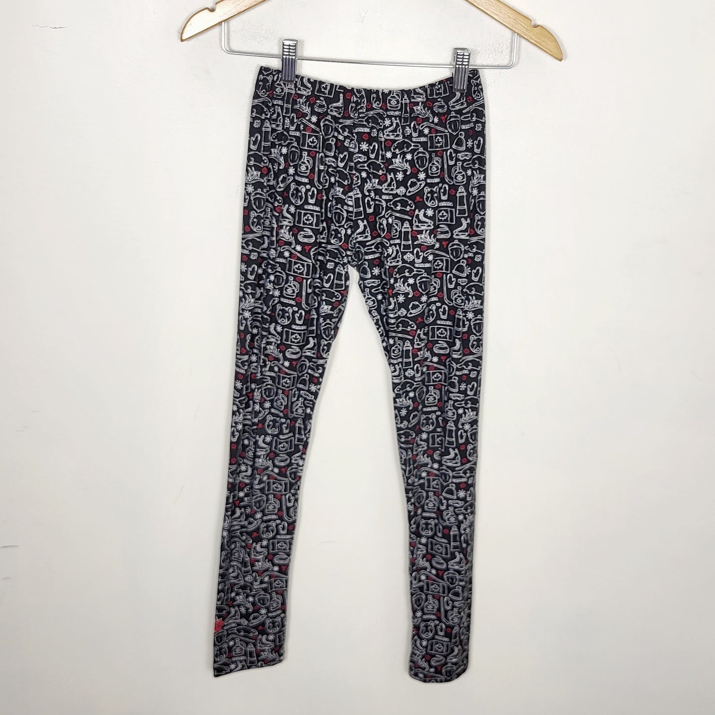 JECH1 - Sweetlegs Canadiana leggings. Petite size. One size fits most