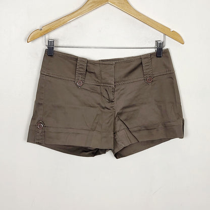 JECH1 - Dynamite khaki shorts. Size 5