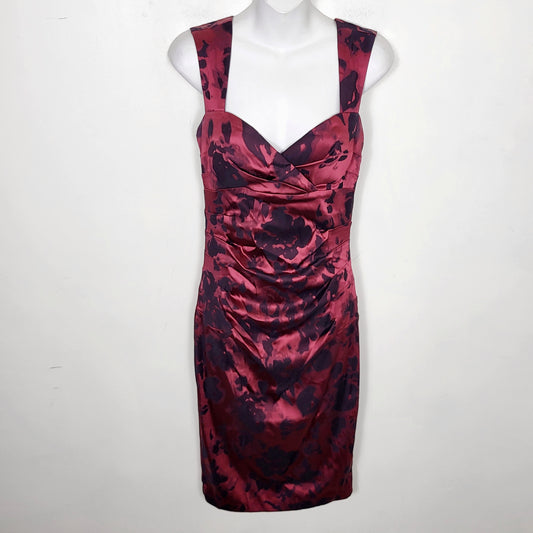 JECH1 - Le Chateau black and red patterned satin cocktail dress. Size small