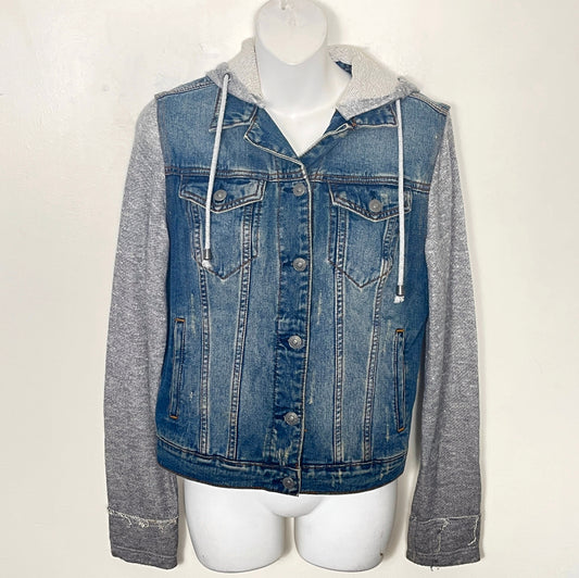 CFTZ - Silver Jeans distressed hooded jean jacket. Size small