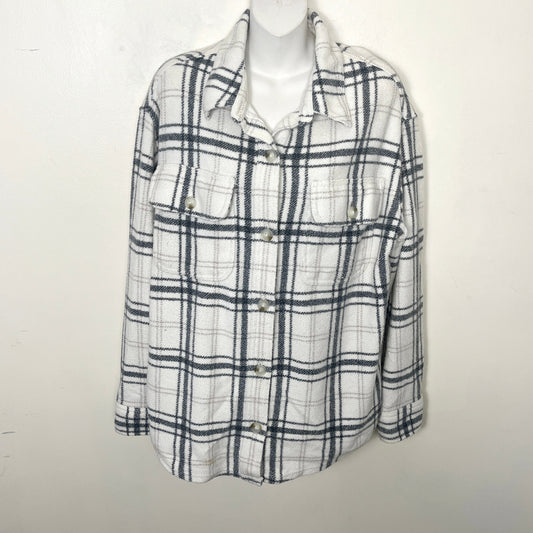 CFTZ - American Eagle plaid fleece shacket. Size small