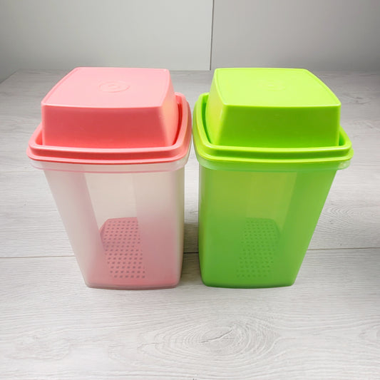 CFTZ2 - Tupperware large "Pick a Deli" food storage containers