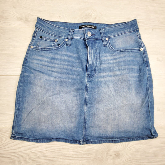 AGLL1 - Calvin Klein denim skirt. Size 10