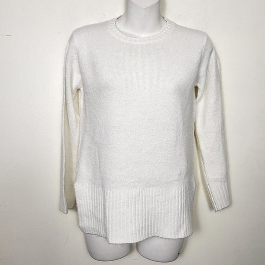 DZAV1 - Core Life cream coloured sweater. Size medium