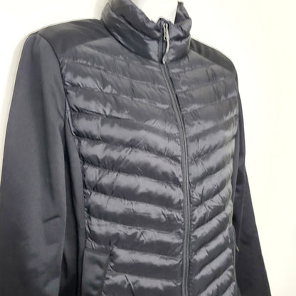 DZAV1 - 32 Degrees black quilted heatgear jacket with neoprene sleeves. Size small