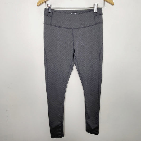 AMLE1 - Kyodan grey textured active leggings. Size medium