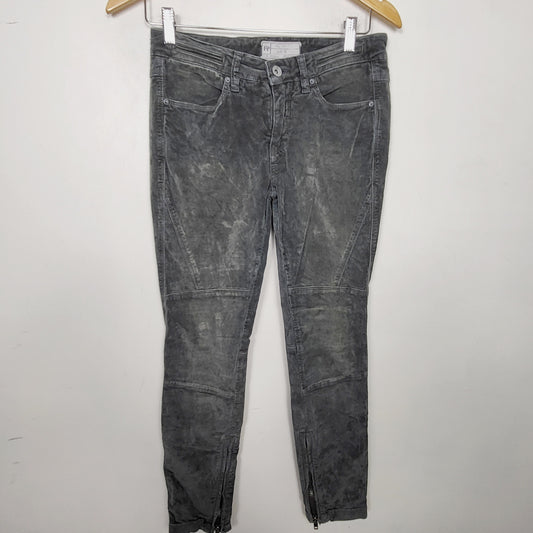 AMLE1 - Free People grey-green crushed velvet pants. Size 27
