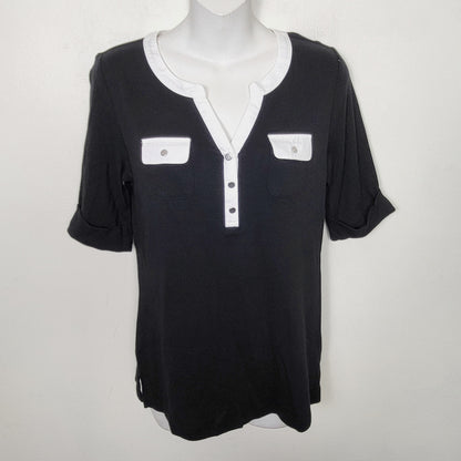 AMLE - NEW - Karen Scott black and white short sleeve knit top. Size small