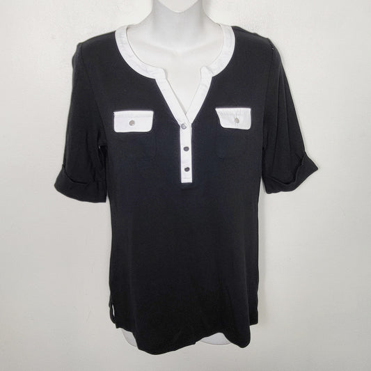 AMLE - NEW - Karen Scott black and white short sleeve knit top. Size small