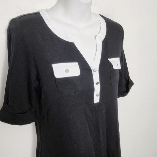 AMLE - NEW - Karen Scott black and white short sleeve knit top. Size small
