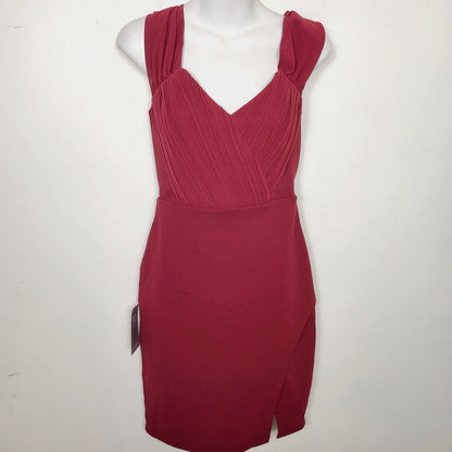 AMLE - NEW - Le Chateau red cocktail dress. Size XS