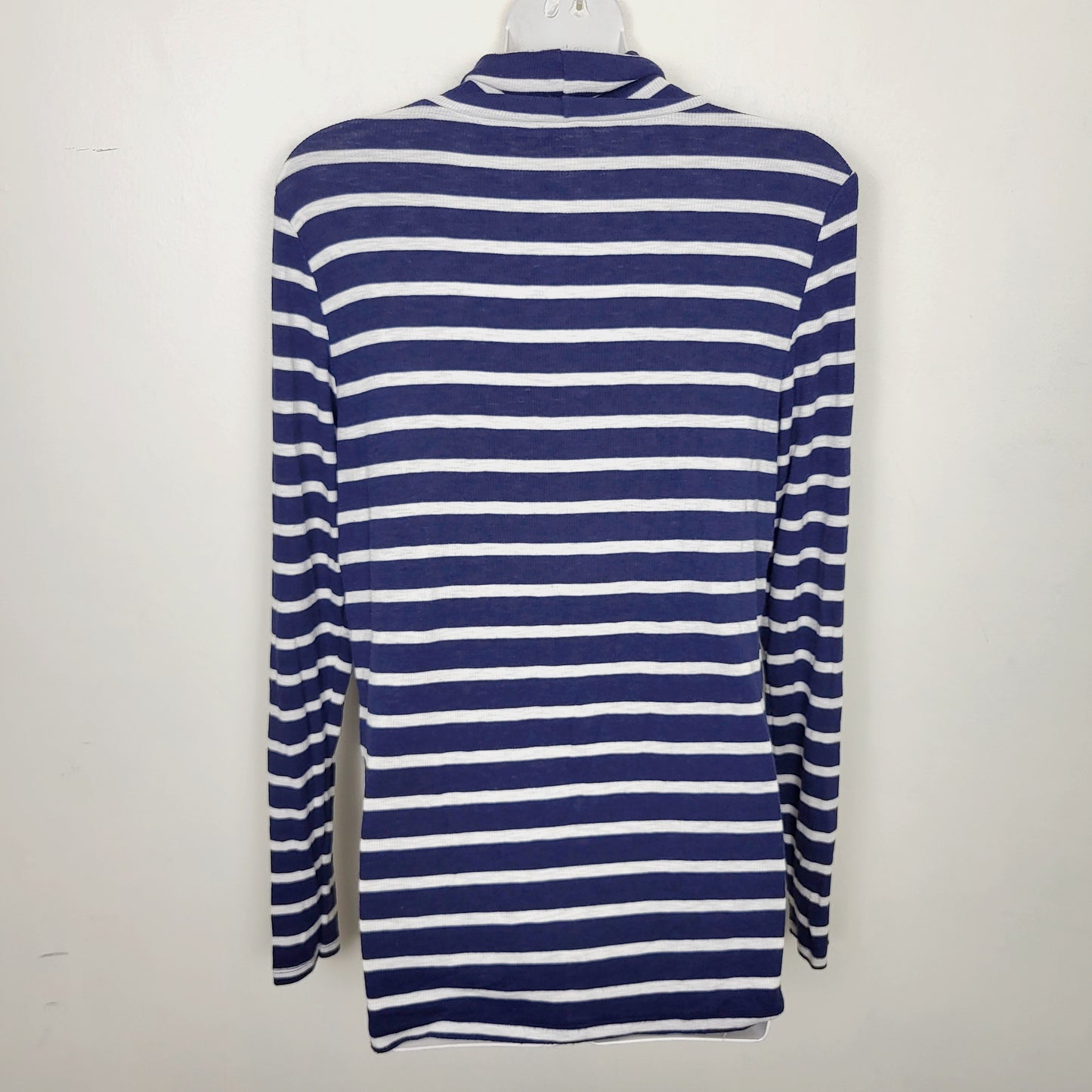 BBIN1 - Aerie navy striped "Real Soft" rib knit turtleneck. Size large