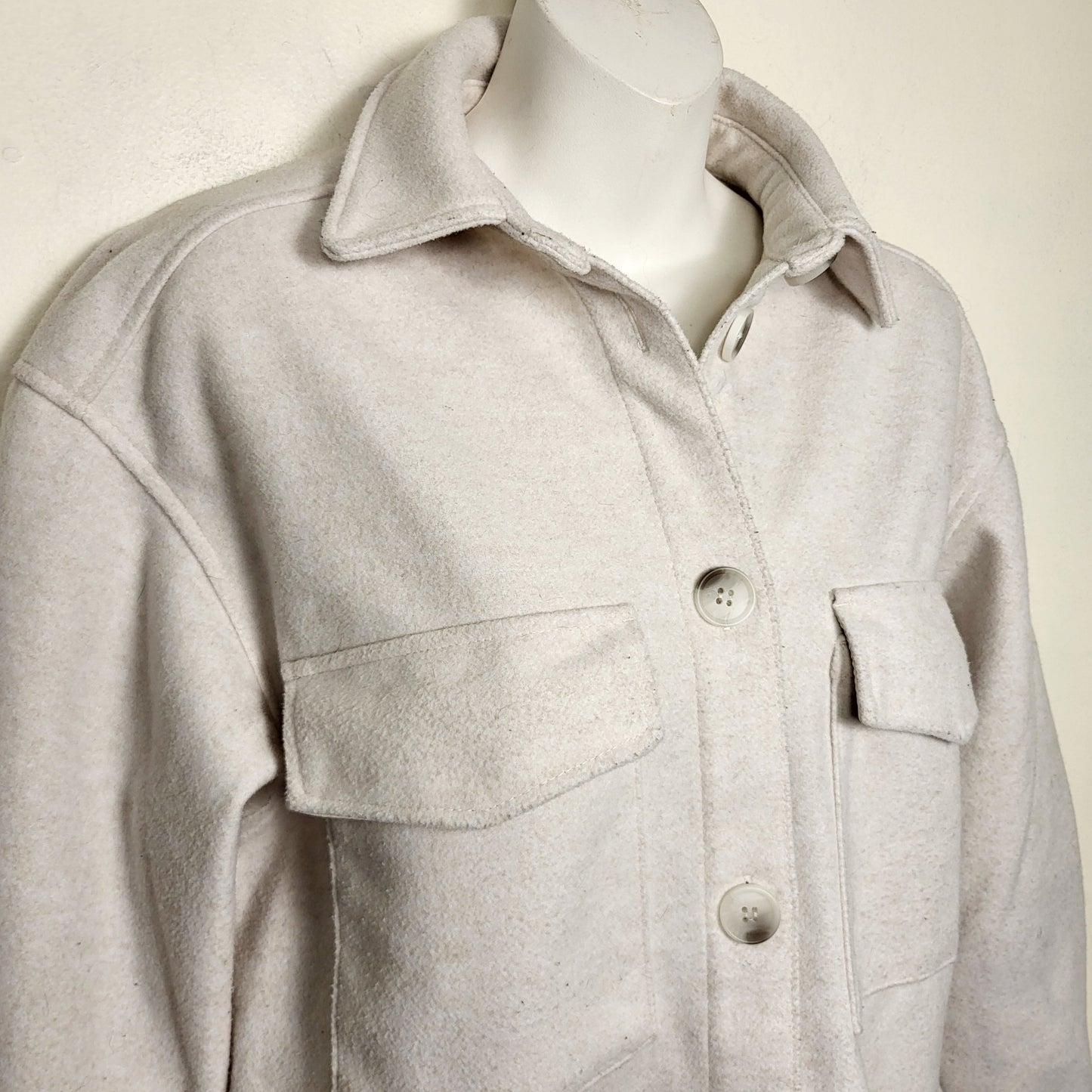 DZAV2 - H and M shacket. Size XS