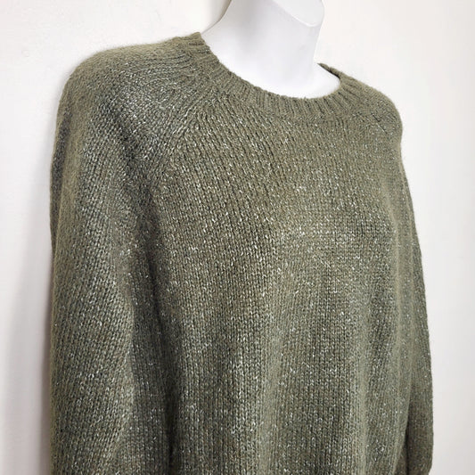 COWN1 - Old Navy green crewneck sweater. Size small