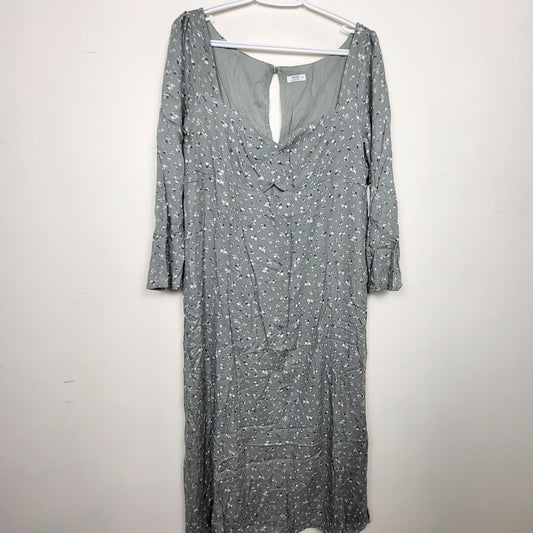 COWN1 - NEW - Ardene Floral Sweetheart Midi Dress. Size XL