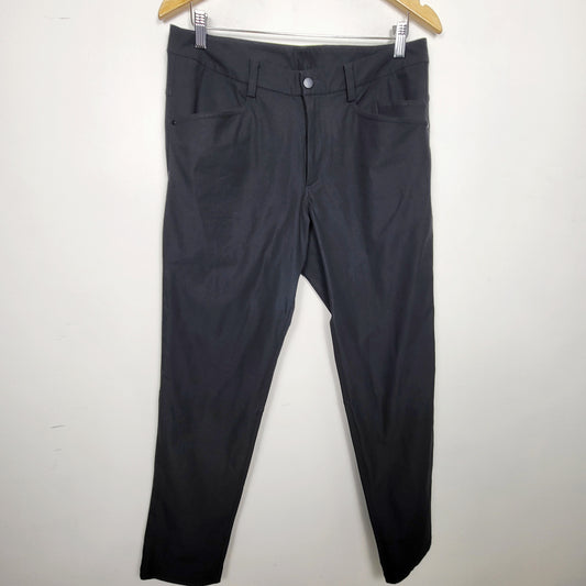 COWN1 - Lululemon charcoal coloured classic ABC pants. Size 34