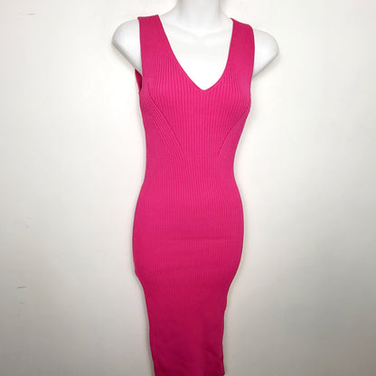 JKZ2 - Michael by Michael Kors pink rib knit v-neck bodycon dress. Size small