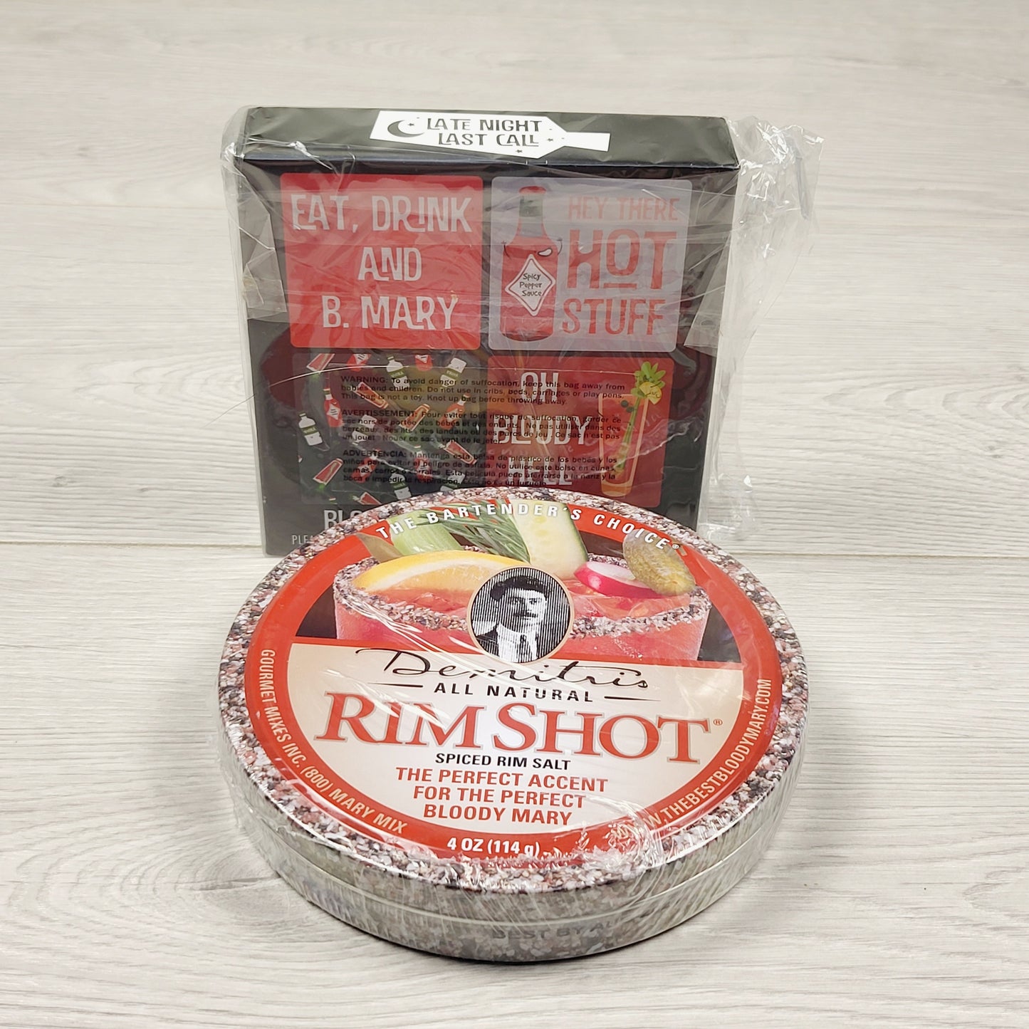 JJON1 - NEW - Bloody Mary coaster and drink rim set