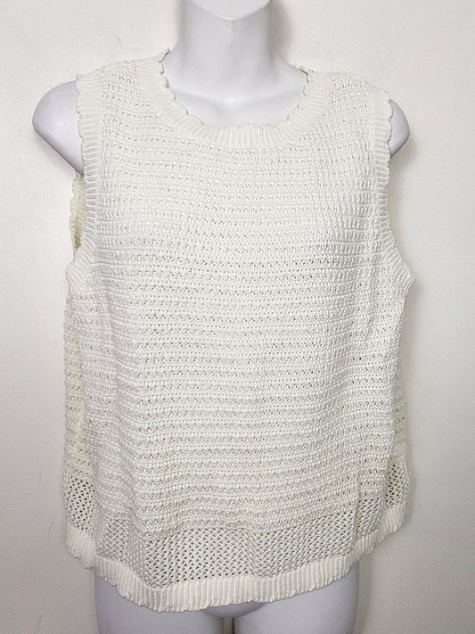 LIRE1 - Joe Fresh cream coloured sweater vest.  Size medium