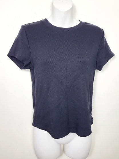 LIRE1 - Tahari black rib knit t-shirt. Size large