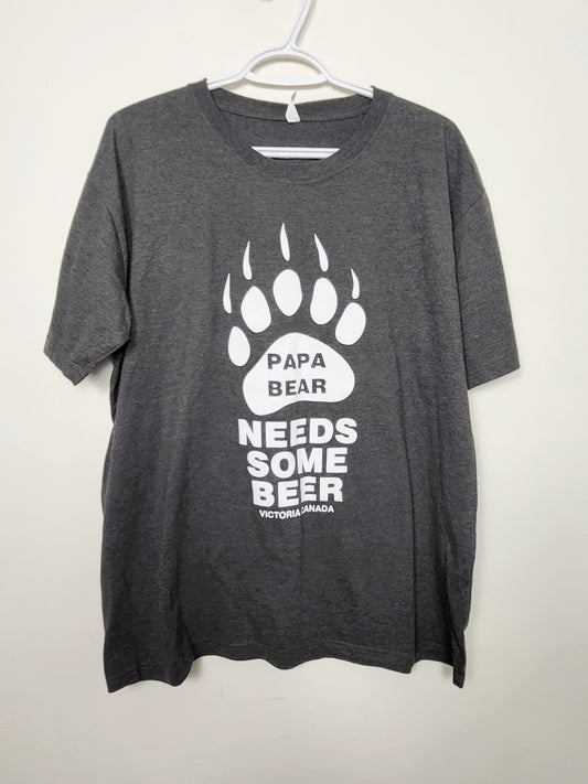 JJON2 - NEW - Canadian Collective charcoal "Papa Bear Needs Some Beer" t-shirt. Size XL