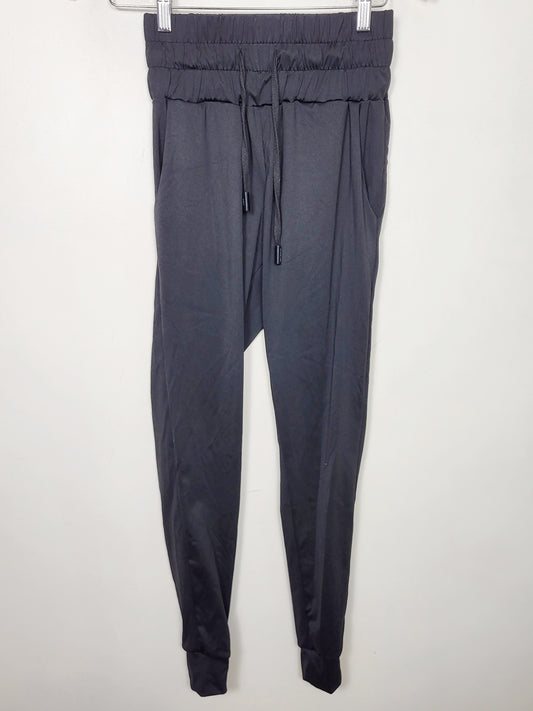 DOKN - Arro Athletics black high waisted drawstring "Formation" joggers. Size small