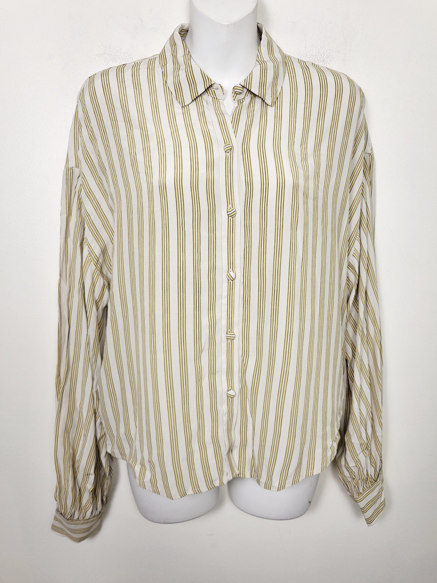 DOKN - Levi's yellow striped "Margot" blouse. Size medium
