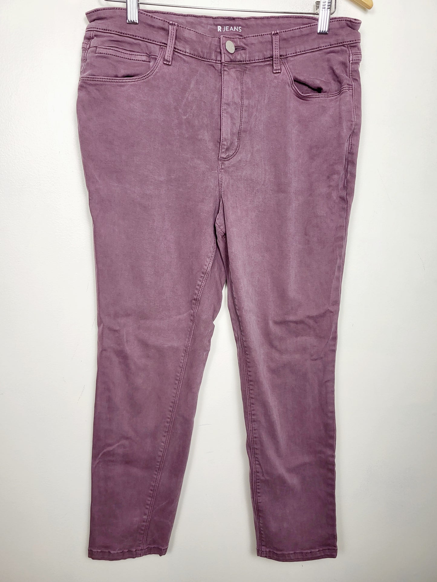 AGLL2 - Reitman's R Jeans purple skinny jeans. Size 32 PETITE (measures as a 31)