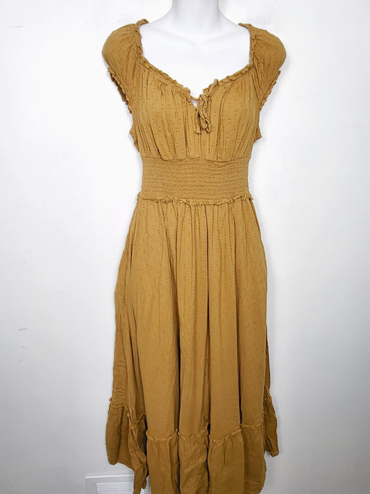 AGLL2 - Old Navy marigold yellow textured smocked maxi dress. Size small