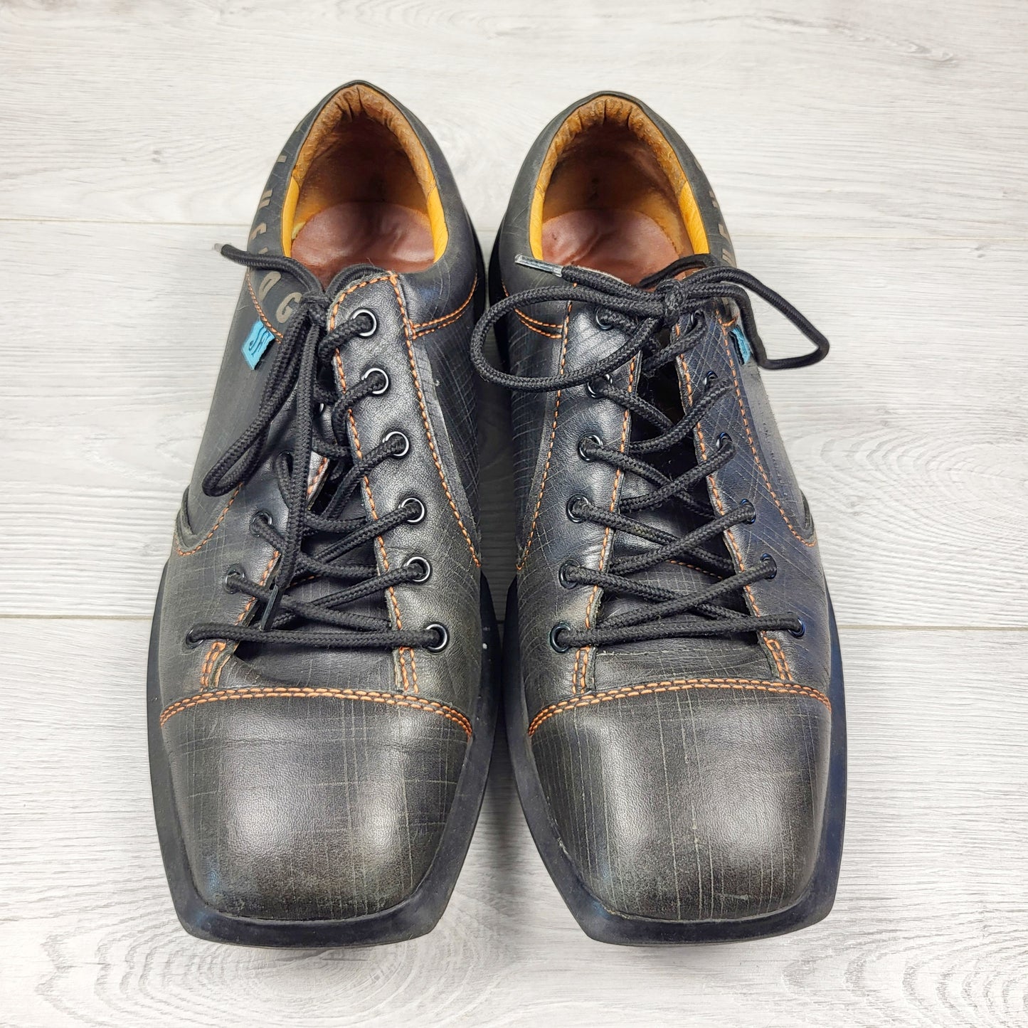 John Fluevog Future Angel Padded Gibson Shoe. Men's size 9