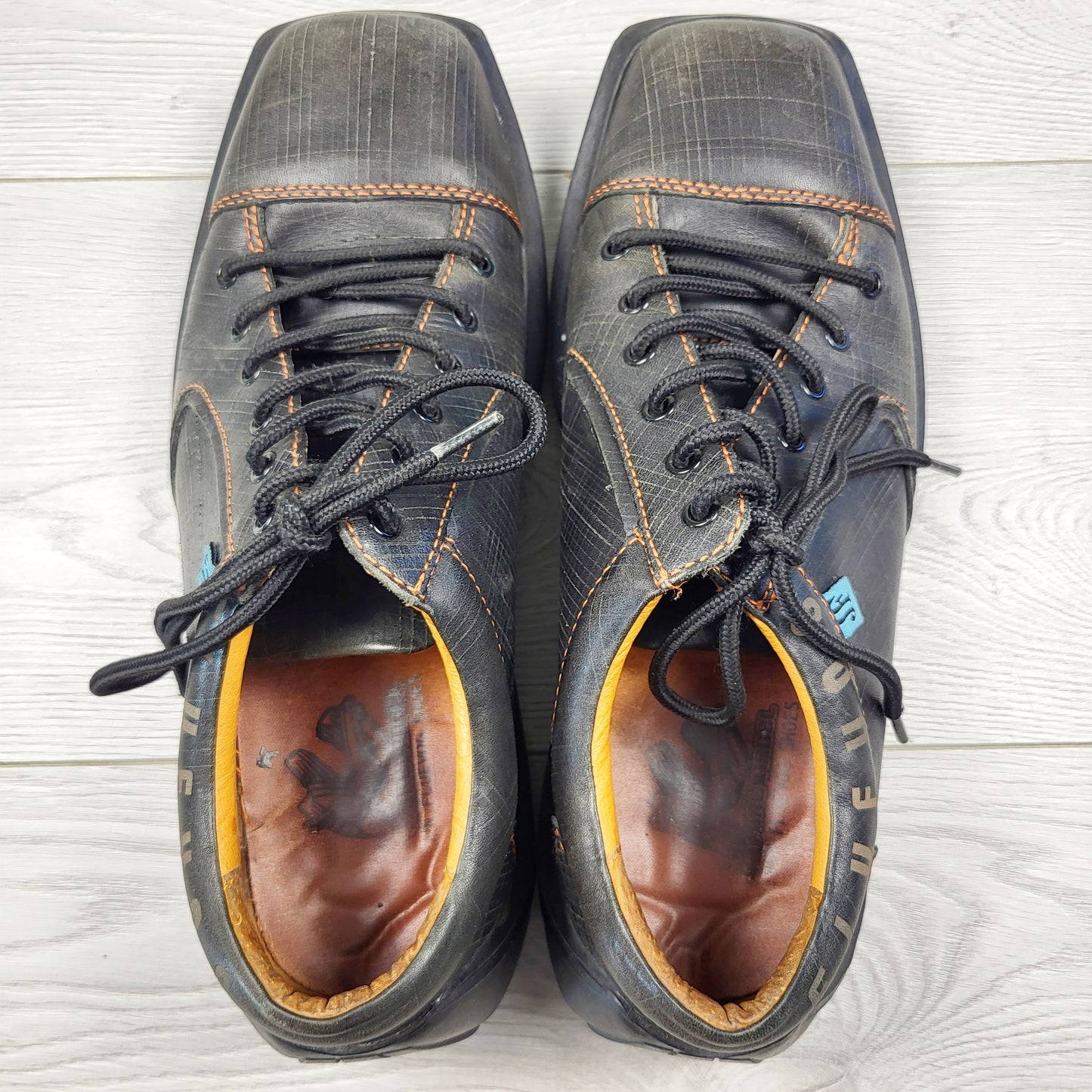 John Fluevog Future Angel Padded Gibson Shoe. Men's size 9