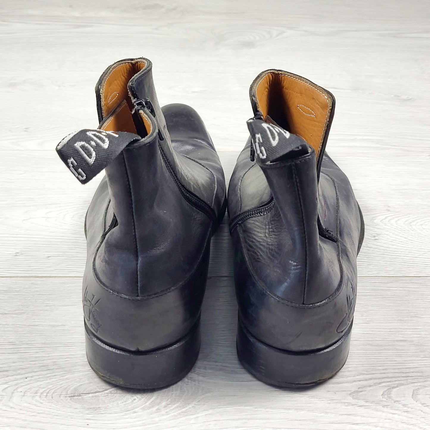 John Fluevog Twin Turbine 1611 First Avenue black Classy Spat Zipper Boots. Men's size 9