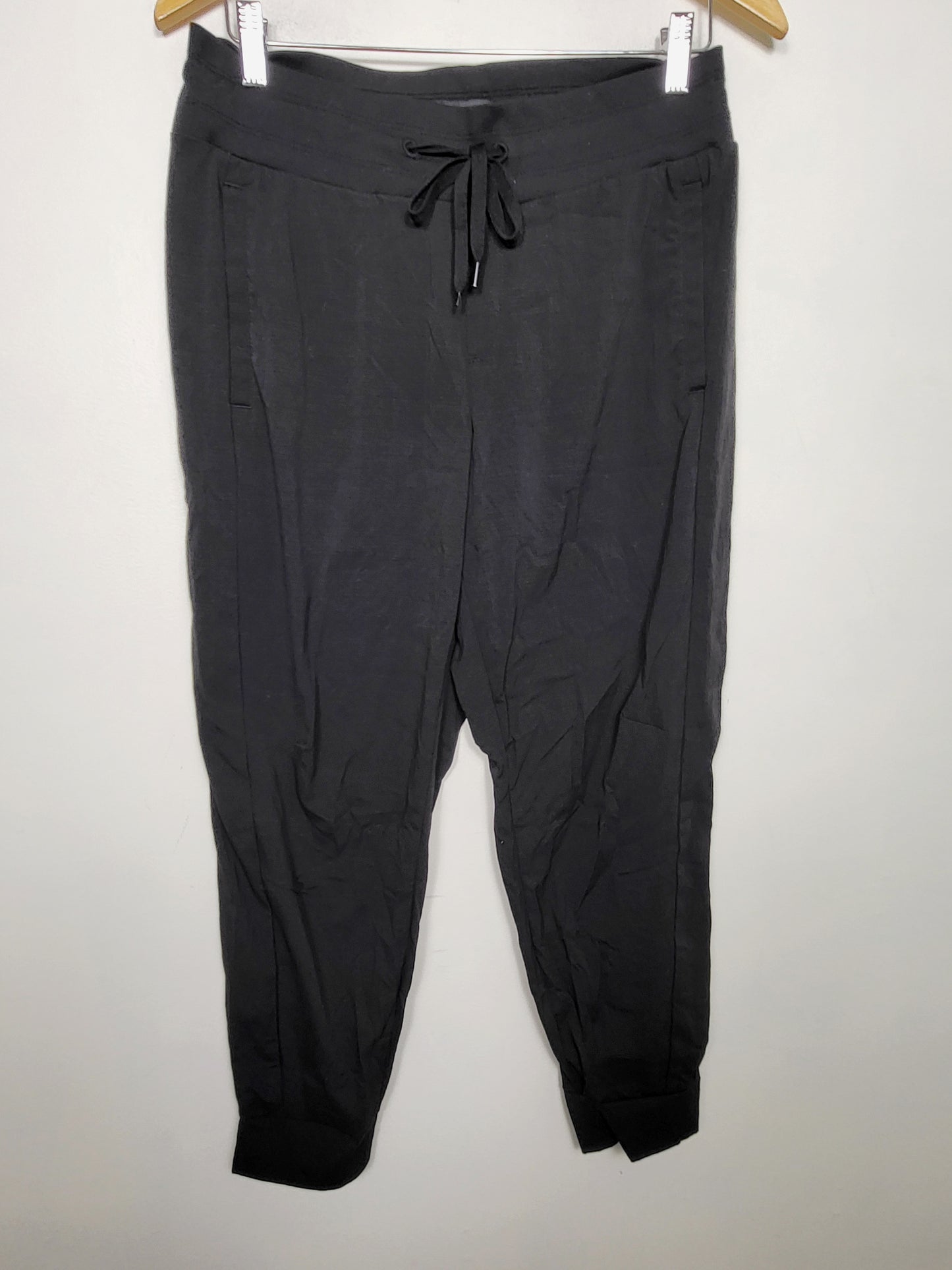 KLJ2 - WindRiver Women's Water Repellent Hyper-Dri 1 UV Protection Stretch Pull On Jogger Pants. Size 12