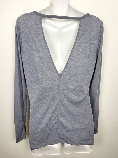 KHW2 - Gap grey "Cool Dry" open back top. Size medium