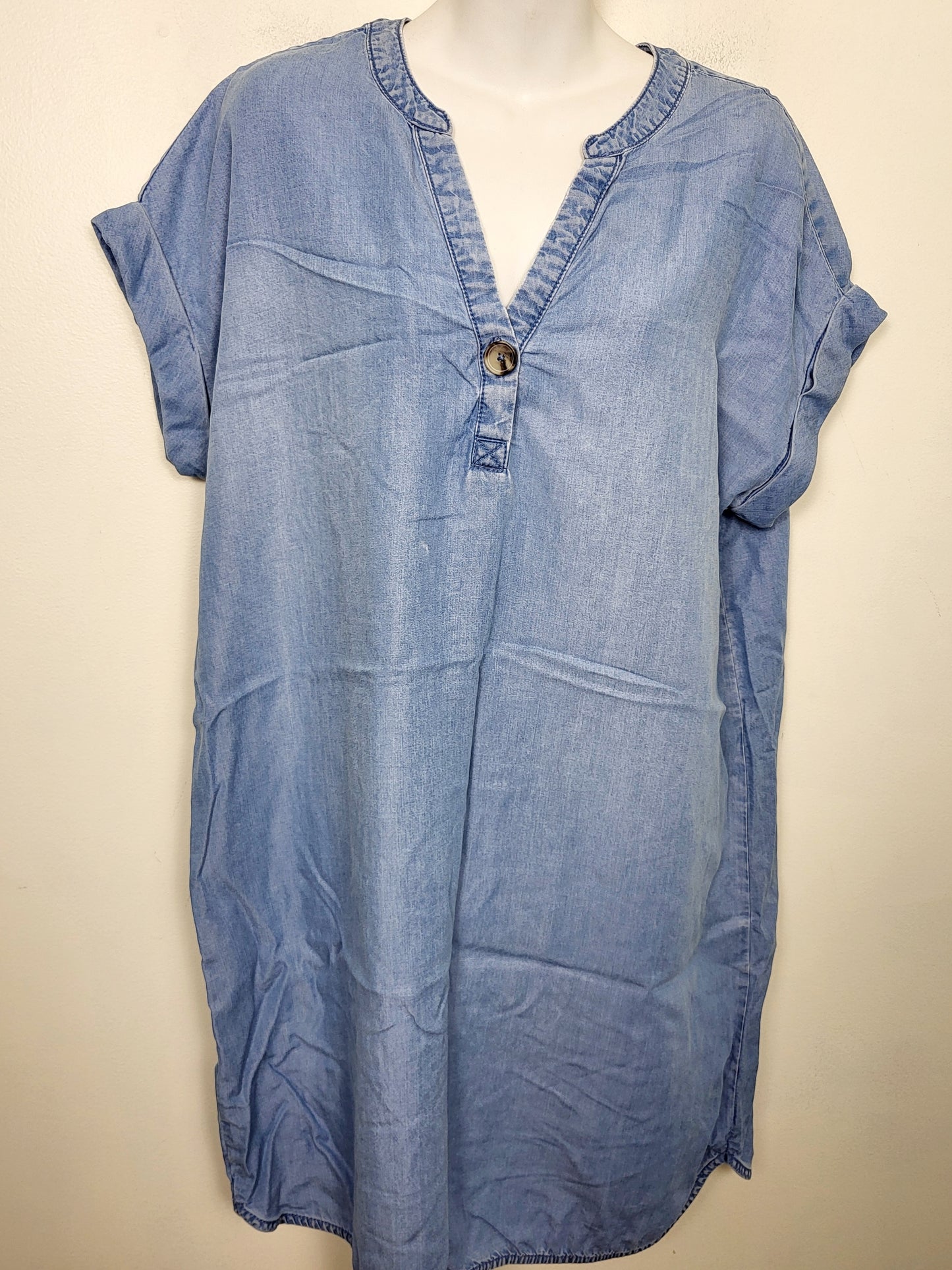 TRCA1 - Reitmans denim look Tencel dress. Size large