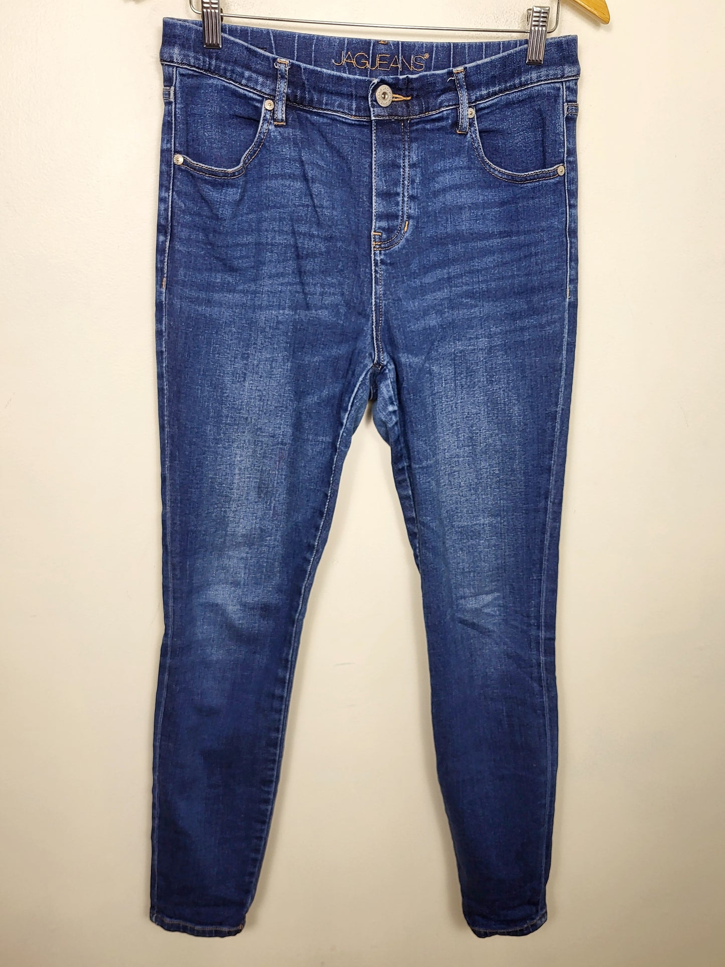 TRCA1 - Jag Jeans Valentina skinny jeans. Size 8