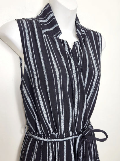 TRCA1 - Le Chateau black striped belted wrap dress. Size medium