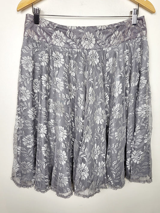 JLMB1 - MNG grey and silver floral print lace skirt. Size 8