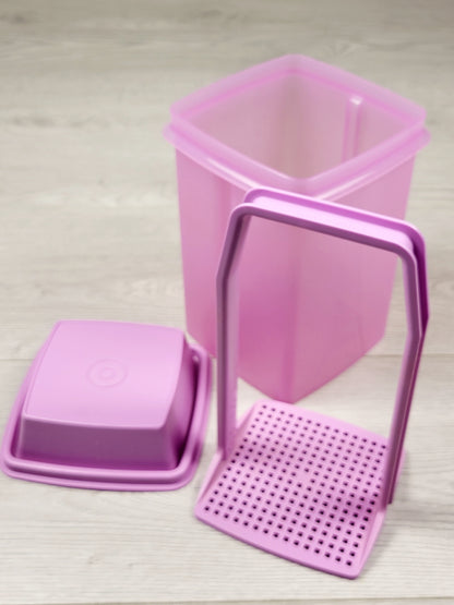 SPMP1 - Tupperware large "Pick a Deli" food storage container